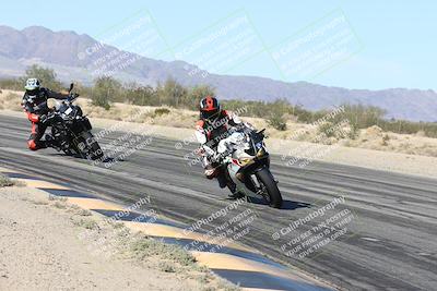 media/Dec-04-2025-Racers Edge (Thu) [[5ebc9f124d]]/3-B Group/3-Session 2 (Turn 7 Inside)/